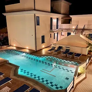  Appartamento Borgo Al Mare Italia